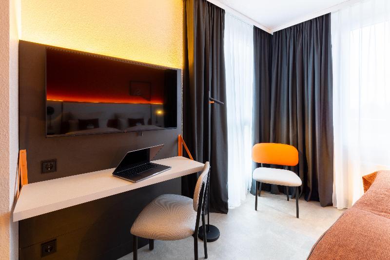Holiday Inn - the niu, Blade Solingen by IHG - Oda