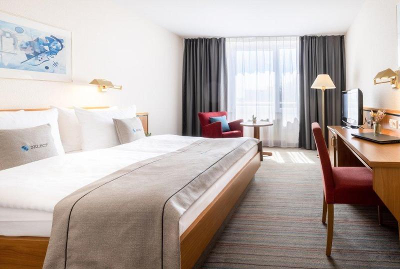 Holiday Inn - the niu, Blade Solingen by IHG - Oda