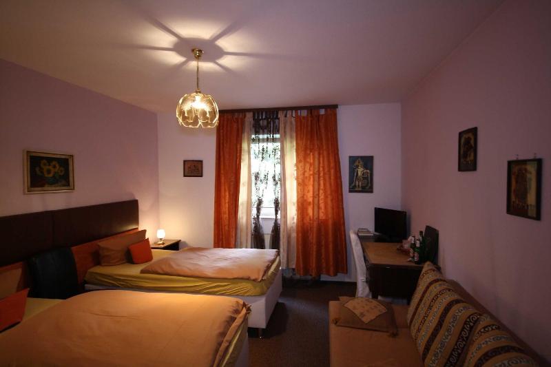 Hotel Attaché Frankfurt Airport Raunheim - Oda