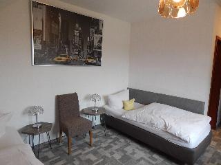 Hotel Attaché Frankfurt Airport Raunheim fotoÄŸrafÄ±