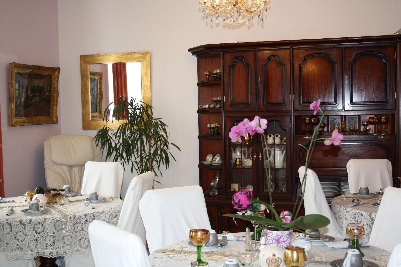 Hotel Attaché Frankfurt Airport Raunheim - Restoran