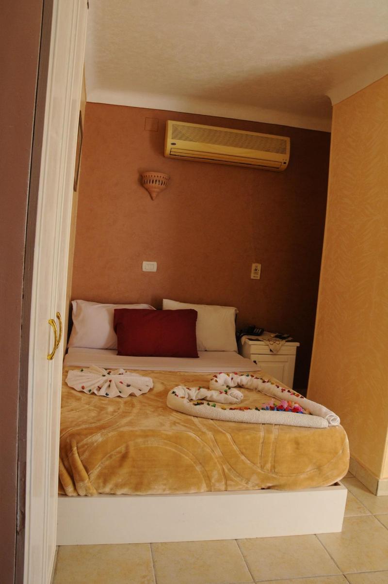 Osiris Hotel - Oda