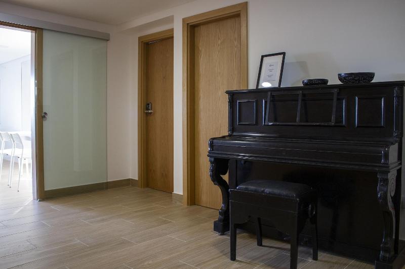Central Suites 3 - Lobi