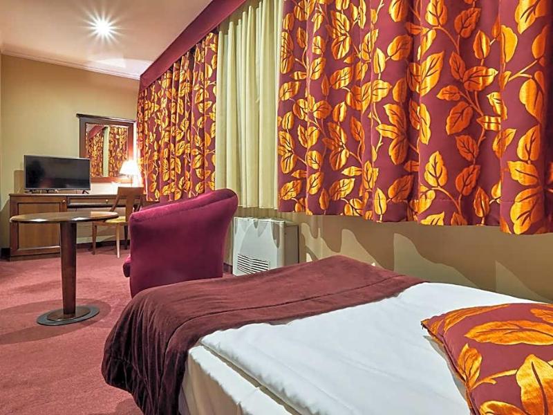 Yantra Grand Hotel -Sharlopov Hotels - Oda