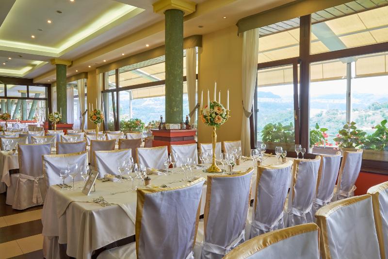 Yantra Grand Hotel -Sharlopov Hotels - Restoran