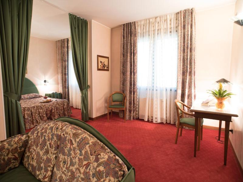 Hotel Tessarin - Oda
