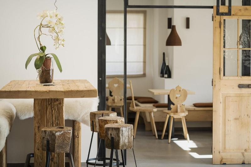 Camina Suite & Spa - Lobi