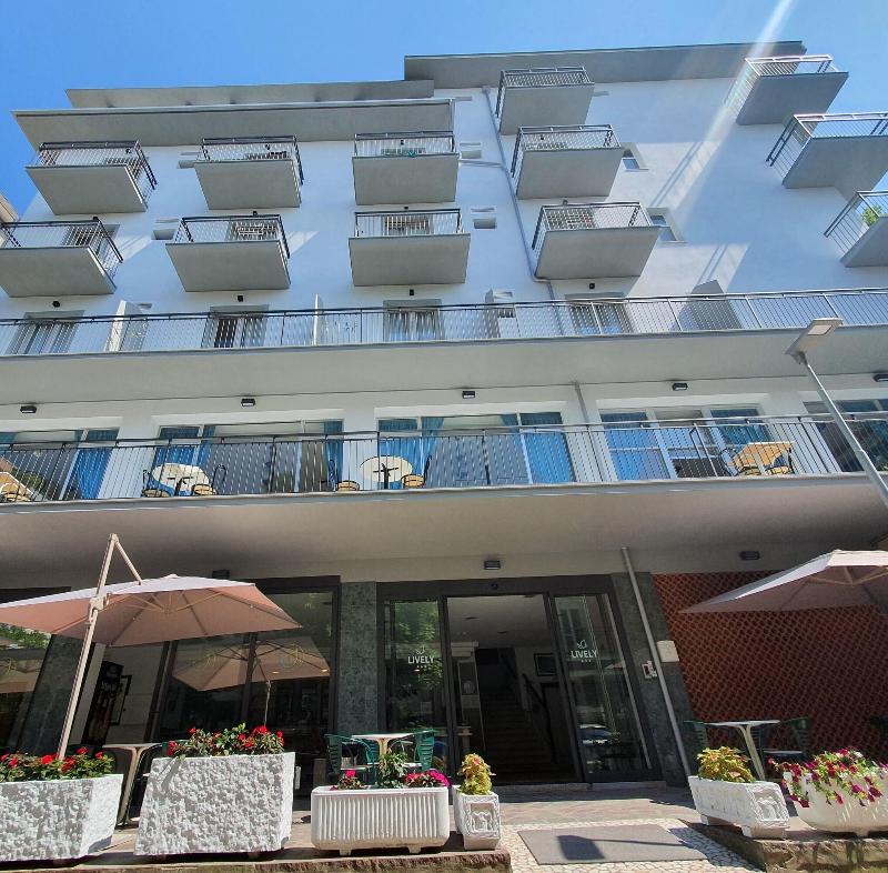 Lively Hotel - Genel