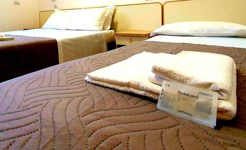 Lively Hotel - Oda