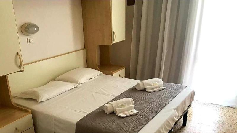 Lively Hotel - Oda
