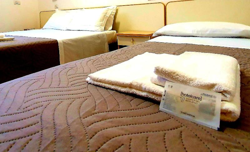 Lively Hotel - Oda