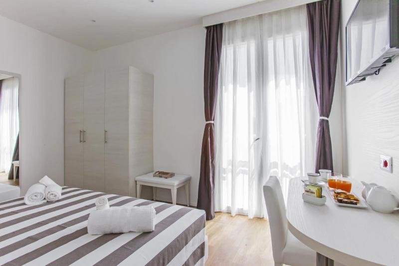 Hotel Houston Suites - Oda