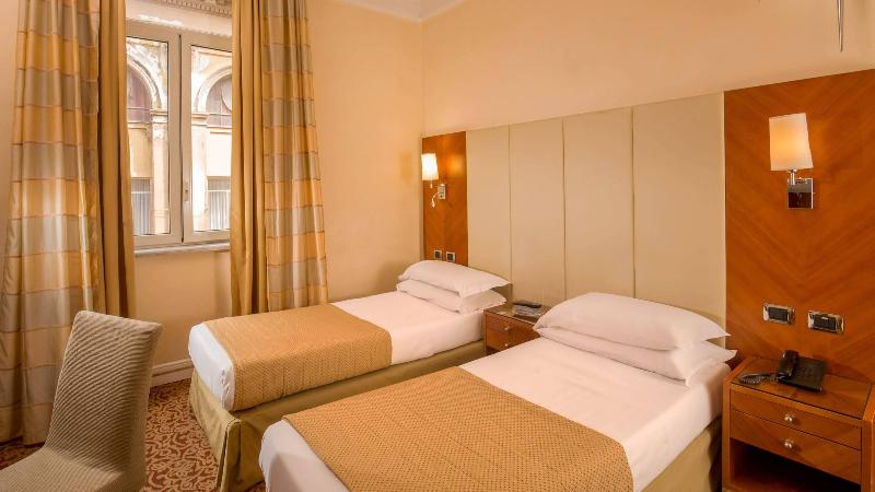 Suite Opera Rooms - Oda