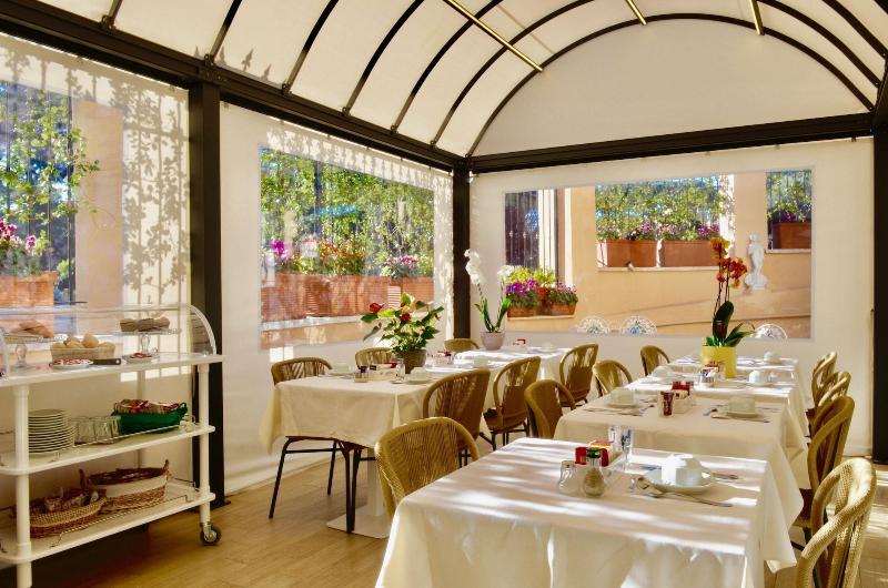 Sourire Hotel - Restoran