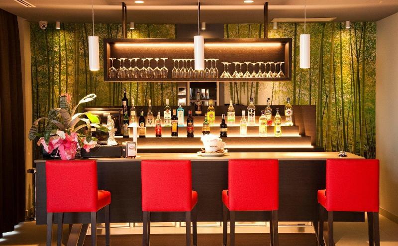 Ambruosi Village Resort & Spa - Bar