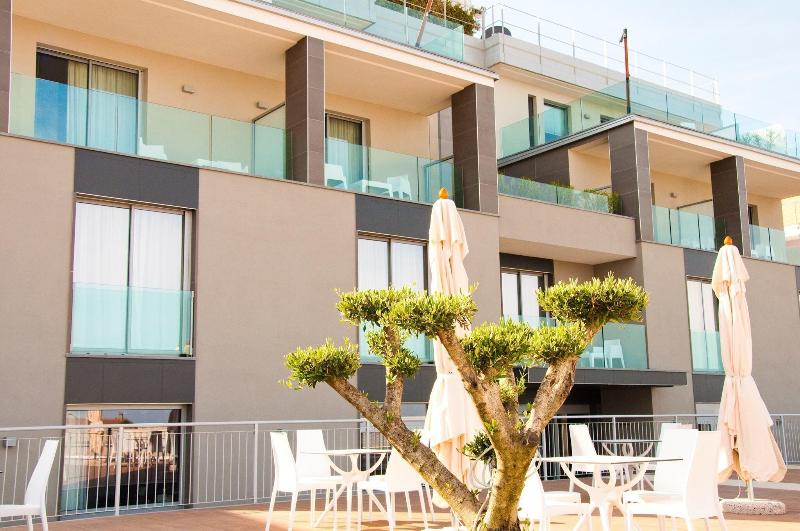 Ambruosi Village Resort & Spa - Genel