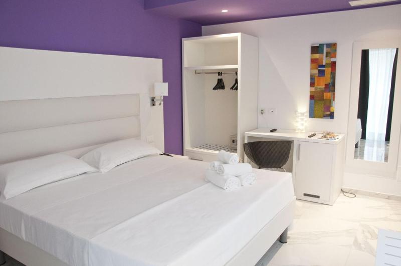 Ambruosi Village Resort & Spa - Oda