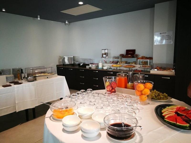 Ambruosi Village Resort & Spa - Restoran