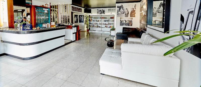 Hotel Ospite Inatteso - Lobi