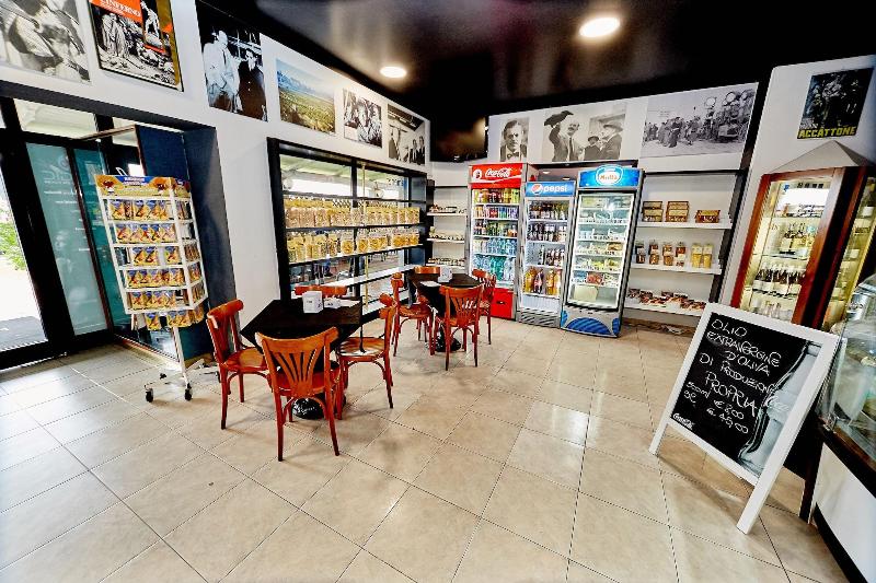 Hotel Ospite Inatteso - Lobi