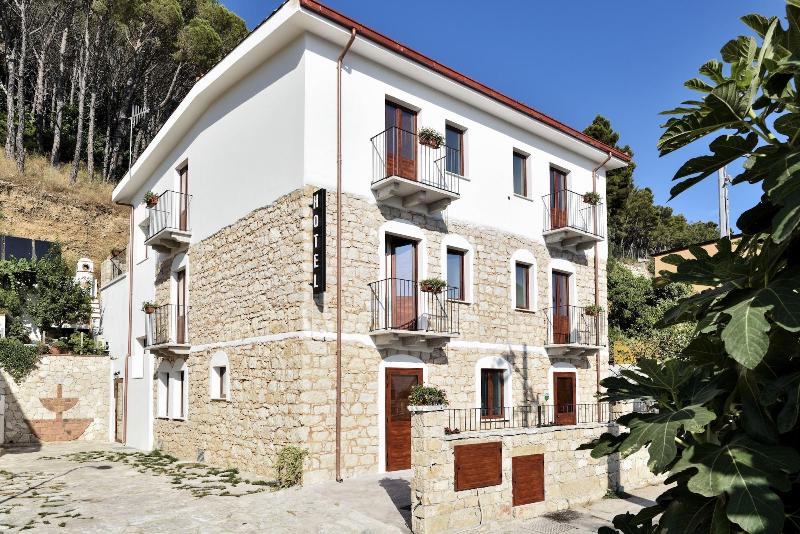 Hotel Goloritzé - Genel