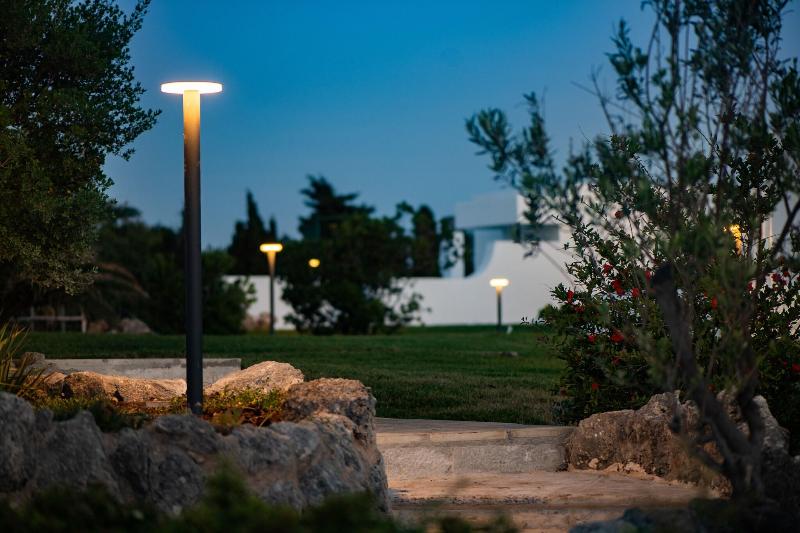 Grotta Palazzese Beach Hotel - Genel