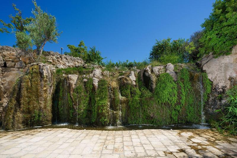 Grotta Palazzese Beach Hotel - Genel