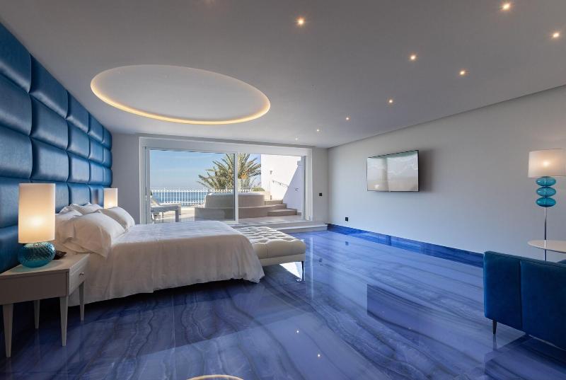 Grotta Palazzese Beach Hotel - Oda