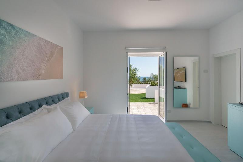 Grotta Palazzese Beach Hotel - Oda