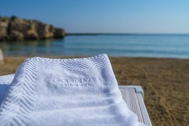 Grotta Palazzese Beach Hotel - Plaj
