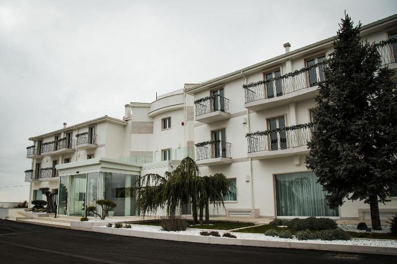 Malucri Resort - Genel