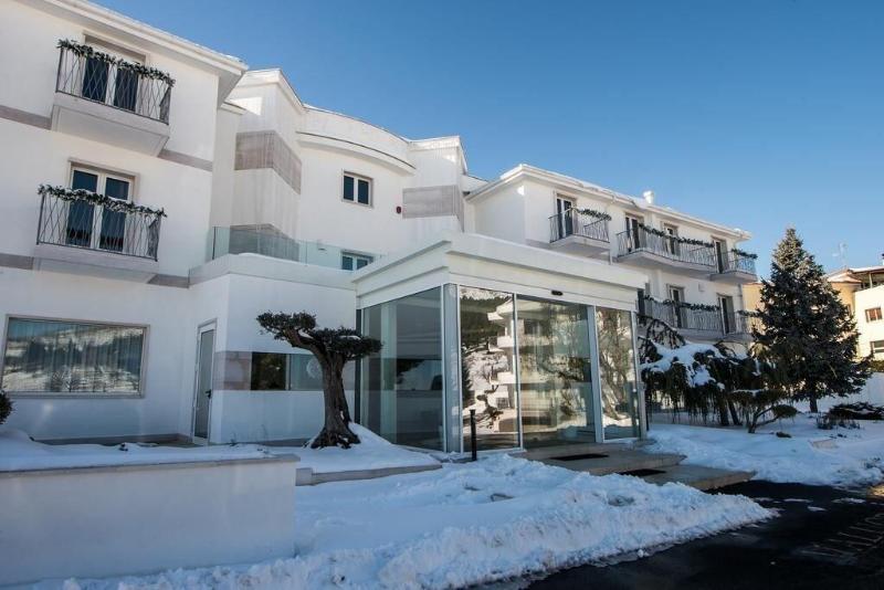 Malucri Resort - Genel