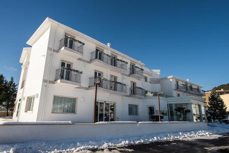 Malucri Resort - Genel