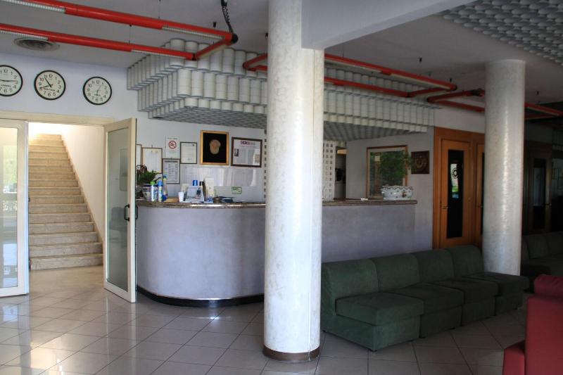 Hotel Sileno - Lobi