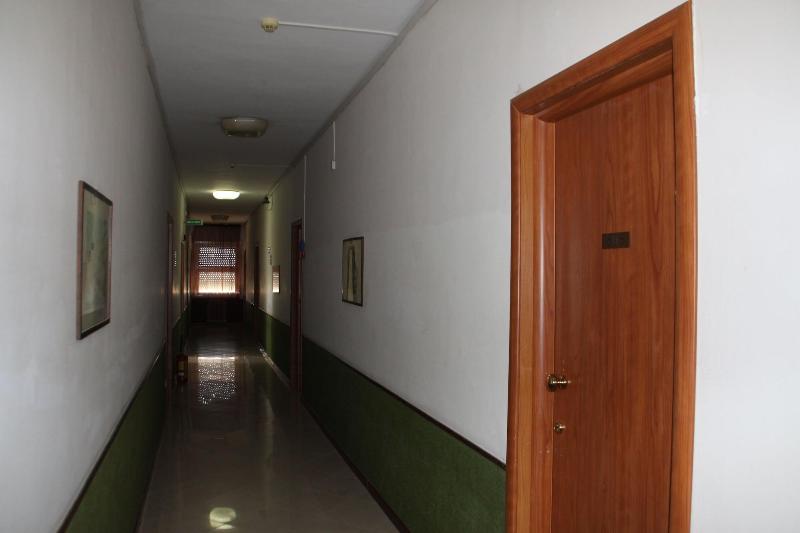 Hotel Sileno - Lobi