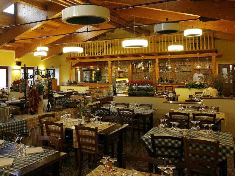 Gelindo Dei Magredi Country Resort - Restoran