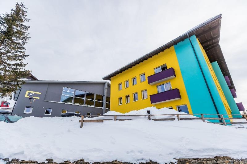 Basekamp Mountain Budget Hotel - Genel
