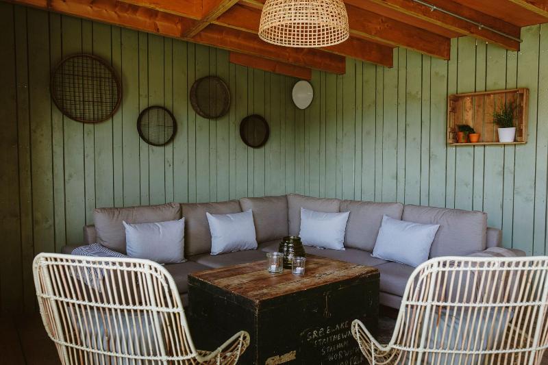 The Gin Trap Inn - Genel