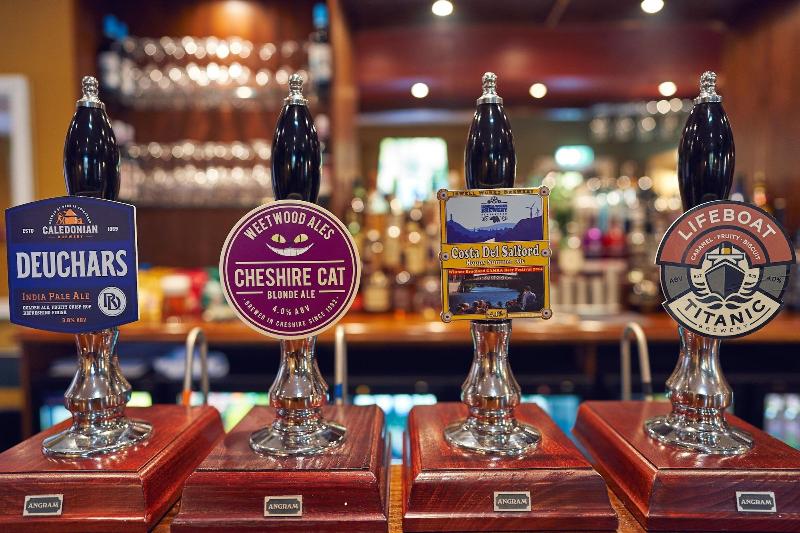 The Kirkfield Hotel - Bar