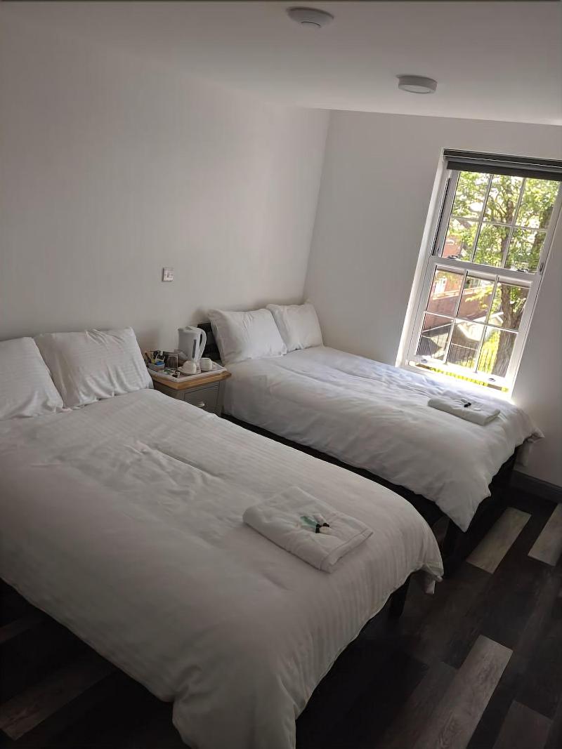 Crofts Hotel - Oda