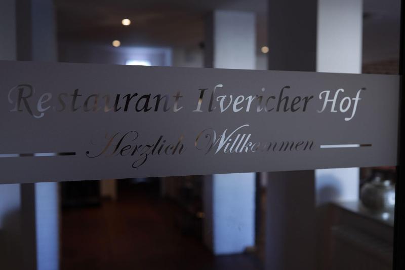 Ilvericher Hof - Restoran