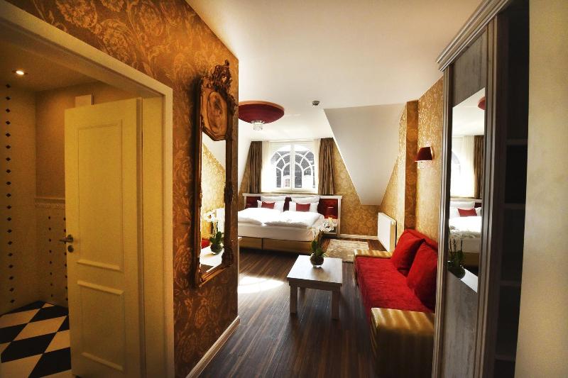 Moments Boutique Hotel - Oda
