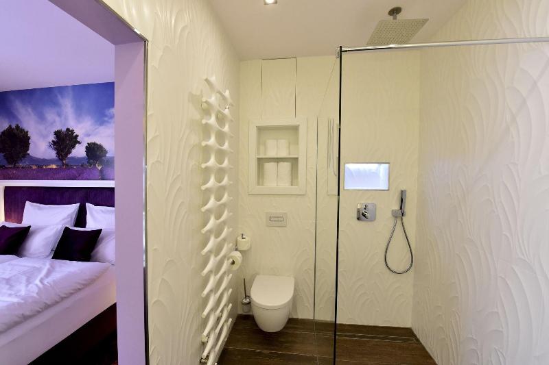 Moments Boutique Hotel - Oda