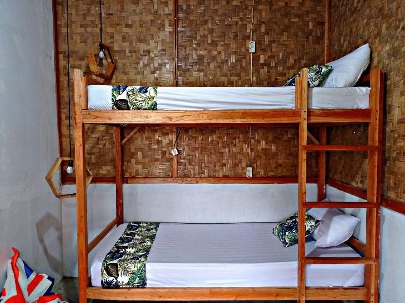Cianjur Paddies Hostel - Oda