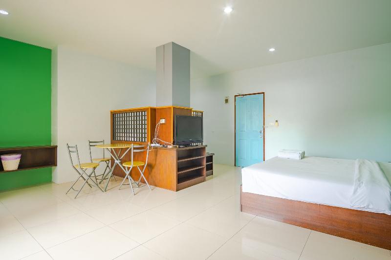 AJ Residence by ZUZU - Oda