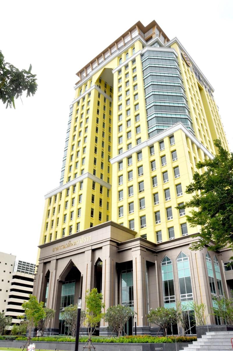 The Home Hotel - Genel