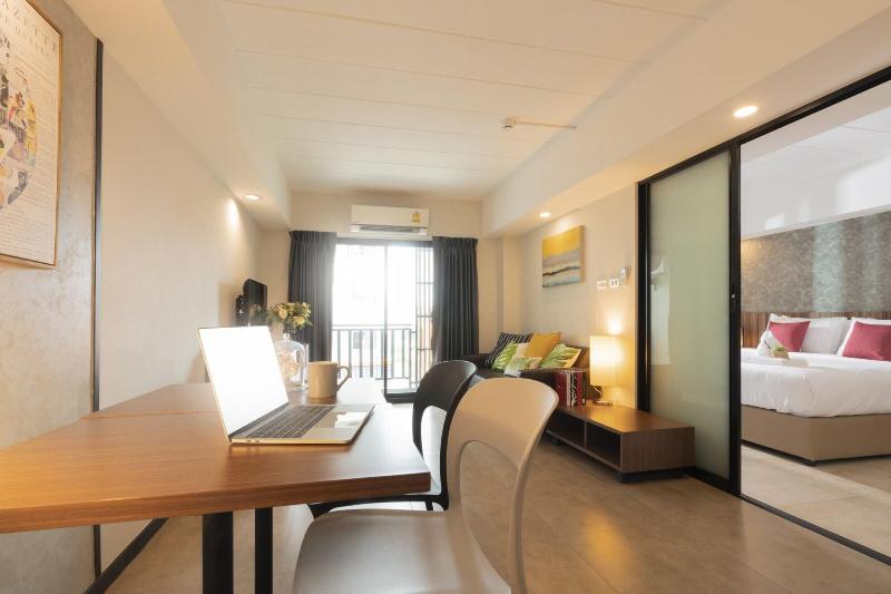 The Home Hotel - Oda