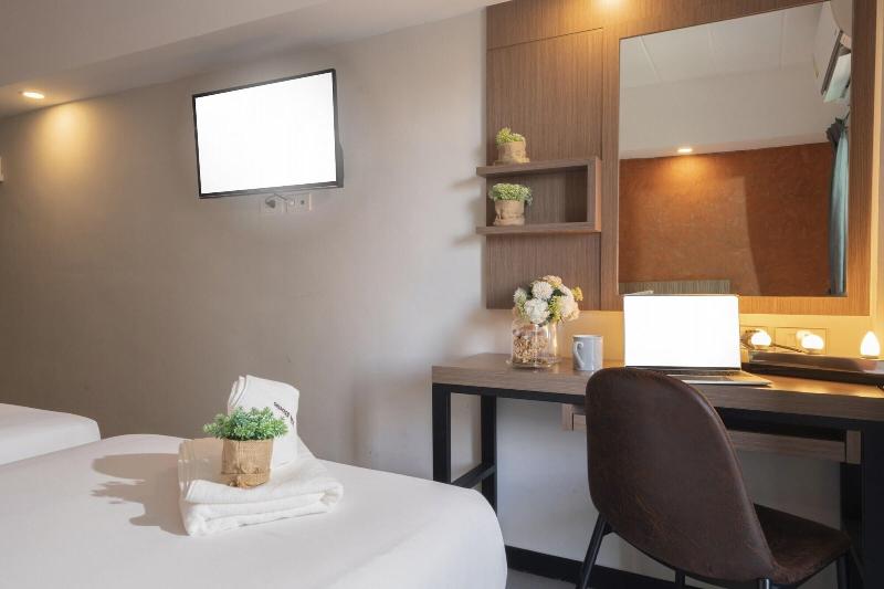 The Home Hotel - Oda