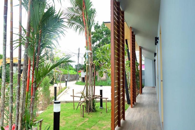 Phumi Resort by ZUZU - Lobi
