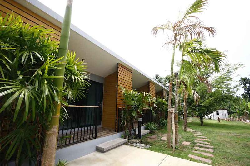 Phumi Resort by ZUZU - Genel